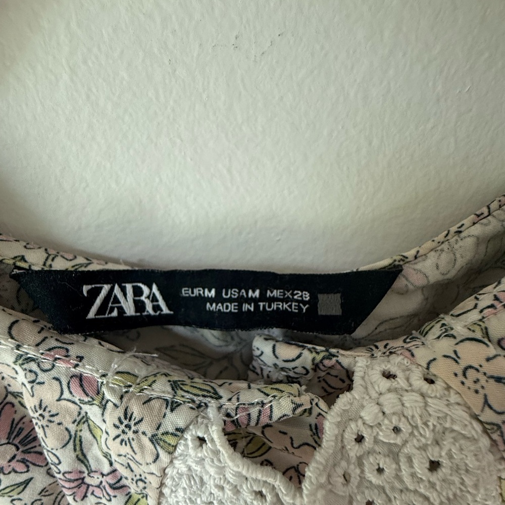 Zara Peter Pan Collar Floral Shirt - Picture 3 of 7